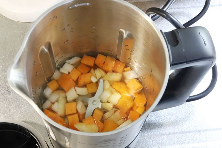 2`3cmpɃUNUNƍ񂾖؂Ɠʂ̐AuC𓊓