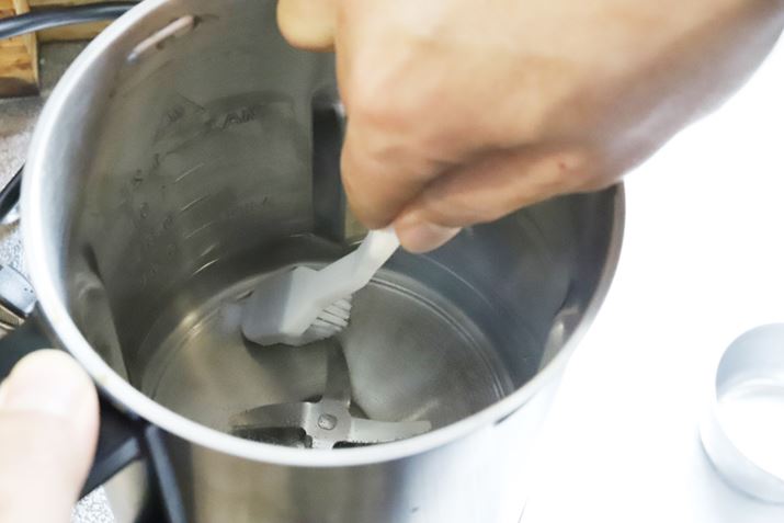 Jb^[͎OȂ̂ŁA̎ӂɉꂪтĂ܂Ƃ́At̃uVł􂢂܂