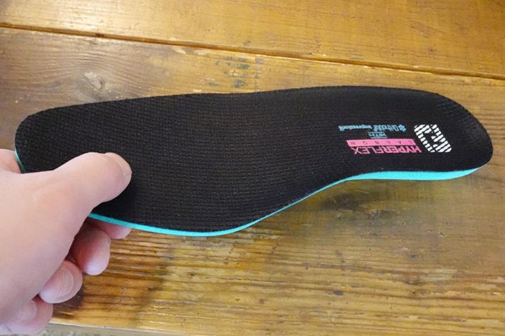 g̑̌`ɍ킹ĒׂătBbgʂȃC\[BԕĂJ͏Ȃł