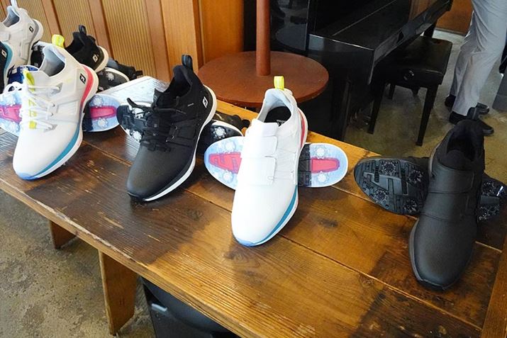 \[ɃJ[{gpŏ㋉f́unCp[tbNX J[{BOAv́AzCgx[XɃJtȃ~bh\[ۓIȁuzCg/u[vƁAmg[ŃVbNȁuubN/zCgv2J[CAbvBBOAVXeł͂ȂRo[ẂunCp[tbNXJ[{@LACEDvJ[oG[Vł