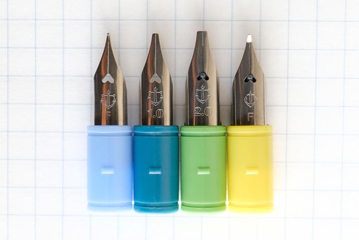 ʐ^u׎vu1.0mmvu2.0mmvuMvBOqy|CgtĂýu׎v݂̂ł