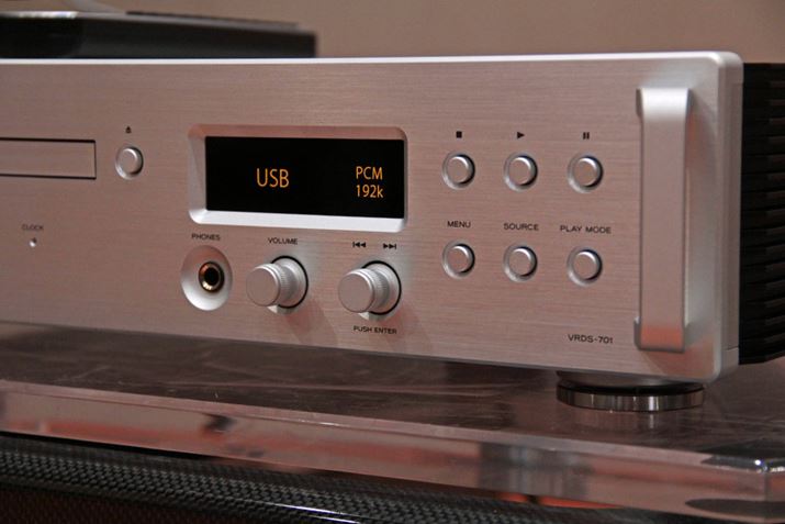 uVRDS-701v́AwbhzAvAUSB-DAC@\̂قAAiOo͉͂ʒ\BvAvIɂpł
