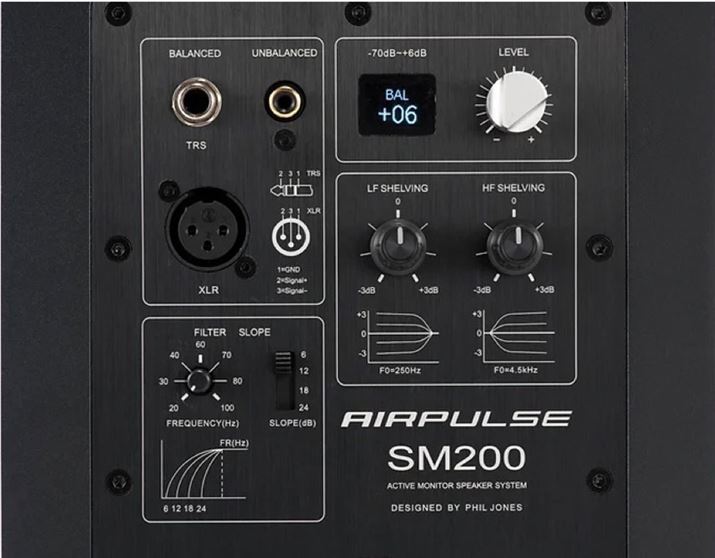 uSM200v͒A̔\ȂقAuFILTER SLOPEvŃnCpXtB^[̒łBv͍Œǂꂭ炢oA̒B͍őoA20Hz/6dB̐ݒƂ