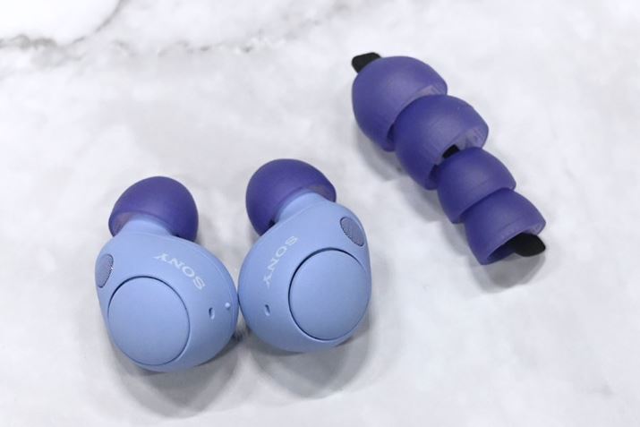 Cz{̂̑C^[tFCX͕{^BC[s[XSS/M/LL3TCYtĂACz{̂ɍ킹J[O̗pĂ