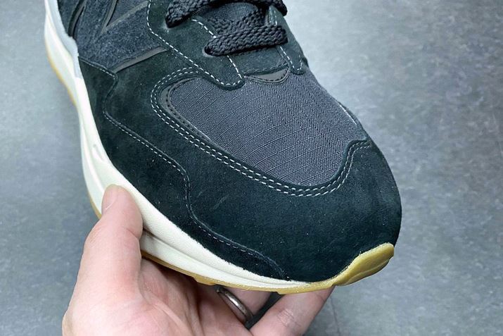 Abp[̕\n̓bvXgbvt@ubNƃkobÑRrl[VdlB^tƃGKg˔Ă܂