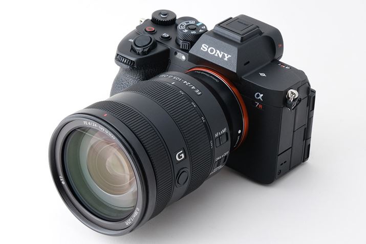 \j[̍f@u7R VvBL6100f̃tTCY~[XJł