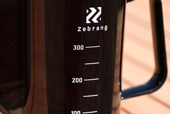 ܂Ăڐ300ml܂łłAuZebrangvƂ̉[350mlCȂ̂350ml܂Ōvʂł܂