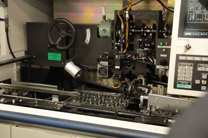 w̍RfT[ȂǁA傫߂̕i͂܂ʂ̐p@ŐݒuĂBĊ̓KȏꏊɃp[cݒuAɕʂ̐p@ŔMAN[n_năn_t