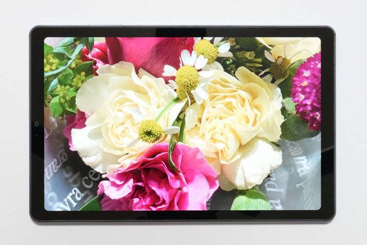 PxFARgXgȂǂׂ̍ȃXybN͌\Ă܂񂪁AFɕȂ͂ȂAN₩ȕ\\ȃfBXvCł