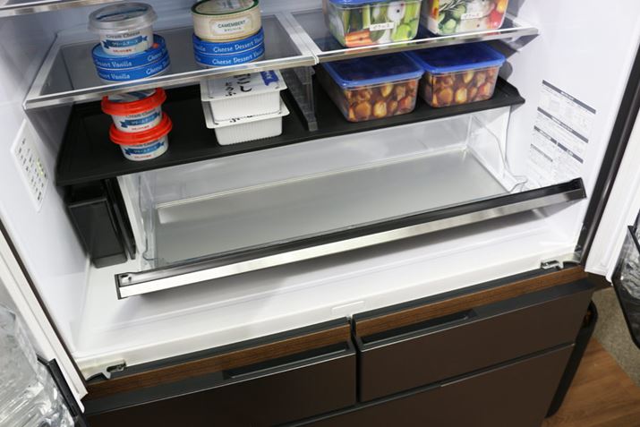 ①̍ŉɔzuꂽA-1xœ⋛ۑuNX[vLX