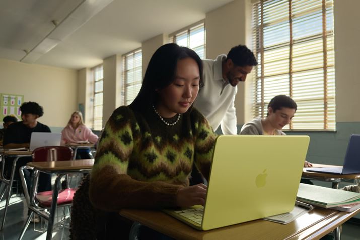 10���~�ォ�甃����uMacBook Neo�v�B�͂����ăX�y�b�N�͖��Ȃ��̂ł��傤���H