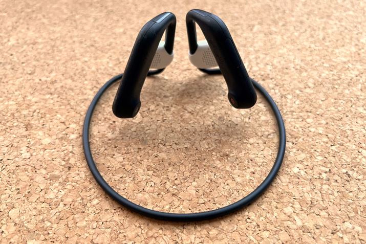 E̎|C[łȂlbNohX^CBIPX4̖hH\Ă