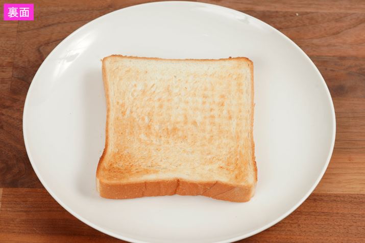 ʂ̏ĂF͕\ʂ菭߁BłAq[^[̋߂Ă̂ł͂ȂAS̓IɏĂĂ܂