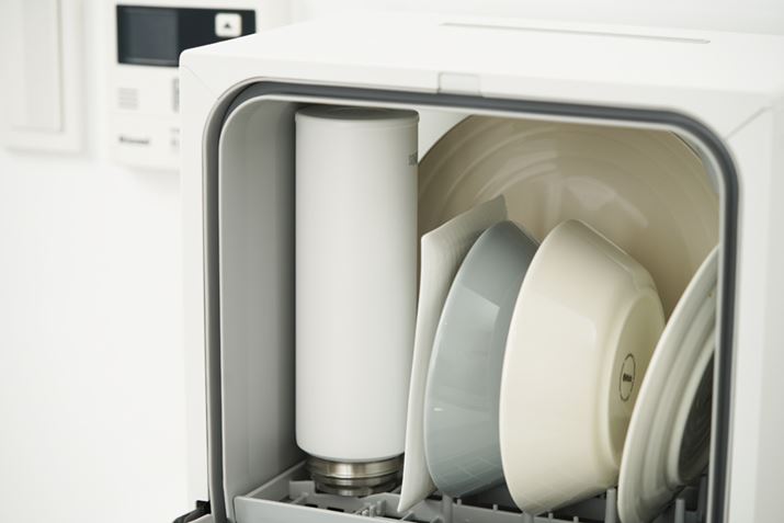 OXJbvłȂAH@Ή̃{gi21cmȉj܂