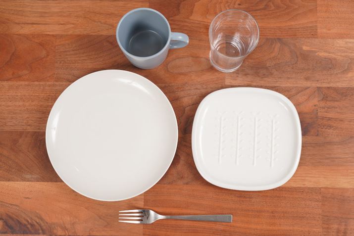 􂢏オ̐H́A藎AsJsJł