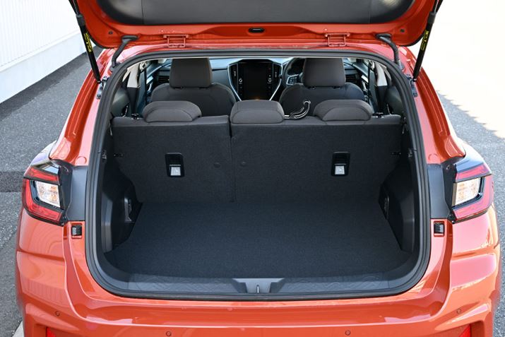 Ȃ|ĉוςރV[z肵AAhAƉ׎Ɉ̊fUCB@̐l͂킸ɒႭȂ܂AZԂ׎eςȂۂ͂܂