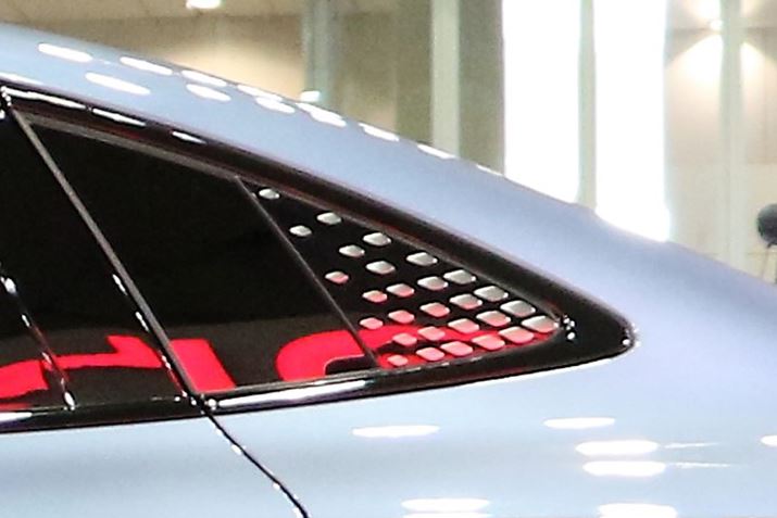 uSEALvCs[ɗpꂽH̃fUC