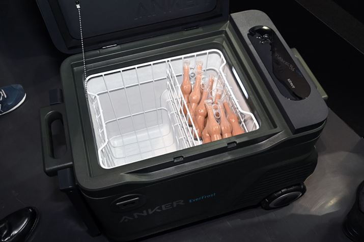 ɓ̃TCY傫߁Bɓ͔rtŐ􂢂łB}CiX20x܂ŉxݒ肪ł̂ŁAACXⓀHiȂǂ[Ď^ԂƂ\