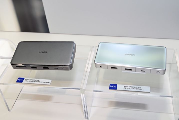 v10|[gڂ@\USBnuu563 USB-Cviʐ^A6{Ai16,900~jƁAv12|[gڂMacp@\USBnuu575 USB-Cviʐ^EA6{Ai19,900~jBA񂵂ɕ֗ȃP[uE̗pBm[gPC}`fBXvCo͂ɑΉ邽߁AO҂4K/60Hzo͉\HDMI×2A҂HDMI×2DisplayPort×1𓋍ڂ