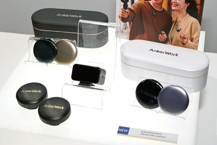 CX}CNuM650 Wireless MicrophonevBJ[oG[V͑S2FŁAꂼ̃J[ɍ킹gX~b^[pJo[tBobe[͒P̂ōő6ԁAP[Xpōő15Ԃ