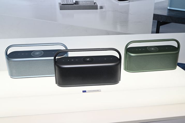 ԃI[fBIɑΉBluetoothXs[J[uMotion X600vBƎ̃ASYŁAǂȉłԃI[fBIƂčČłƂ