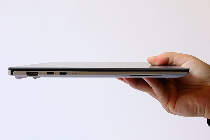 10.9`12.3mm̃X{fBB SSĎ^ׂł