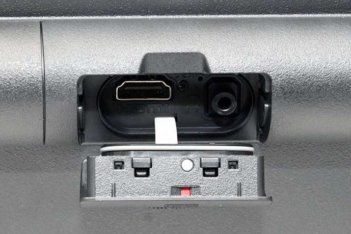 15V^fu15LD12Hvu15L12Hṽj^[wʂɓڂꂽHDMI͒[qƃwbhzo͒[qBHDMIڑCzEwbhzڑ̂Ƃ͖hΉƂȂ