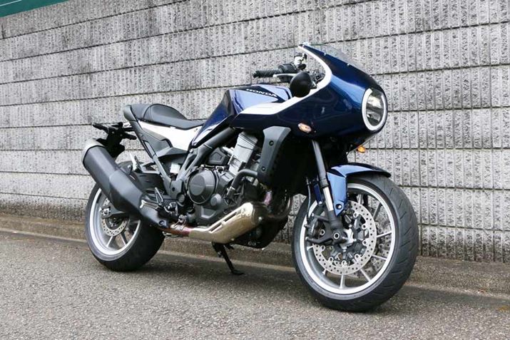 TCY2,190iSj×710iSj×1,160iSjmmŁAԏd214kgBJ[́Aʐ^̃p[z[NXACu[ƃOt@CgubN2FpӂB[J[]i1,397,000~iōj