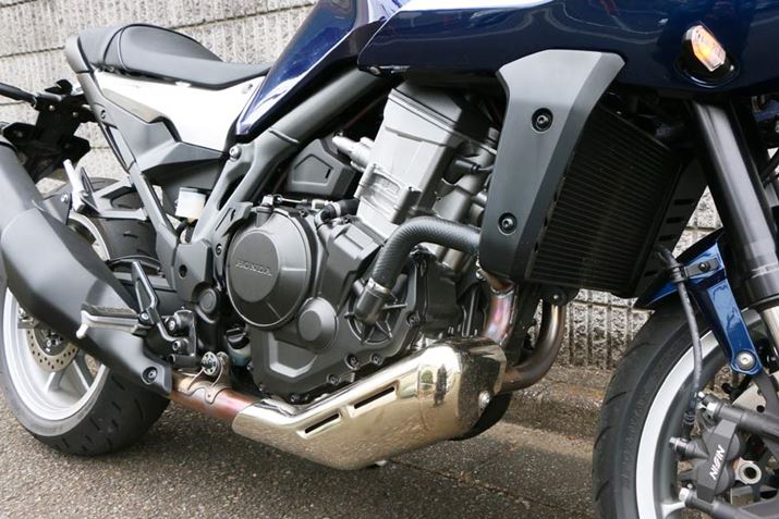 2CGW102PS/7,500rpm̍ōo͂104Nm/6,250rpm̍őgN𔭊