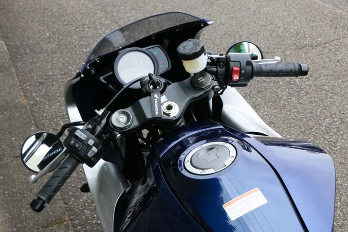 gbvubWɃ}EgꂽNbvI^Cṽnh̗pBJEƂ̃oX