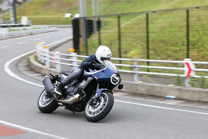 xXs[hoR[i[ł芴̂ŁASċȂčs