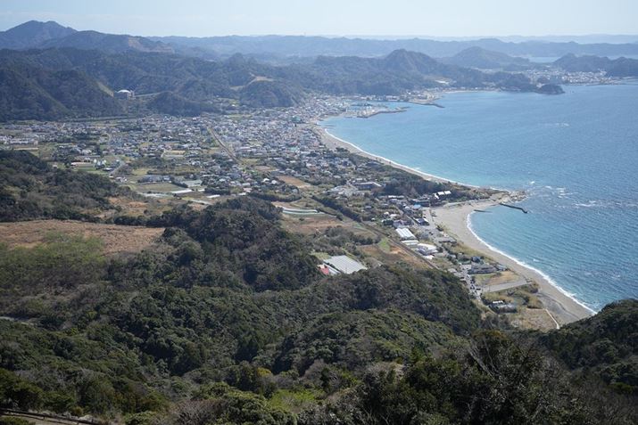 uFE 50mm F1.2 GMvŎBeBق2{̊Jilƍ킹邽߂ɁAilF1.4ɂēiBĂ݂܂7 IVAFE 50mm F1.2 GMAISO100AF1.4A1/6400bAzCgoXFI[gANGCeBubNFSTBeʐ^i7008×4672A29.6MBj