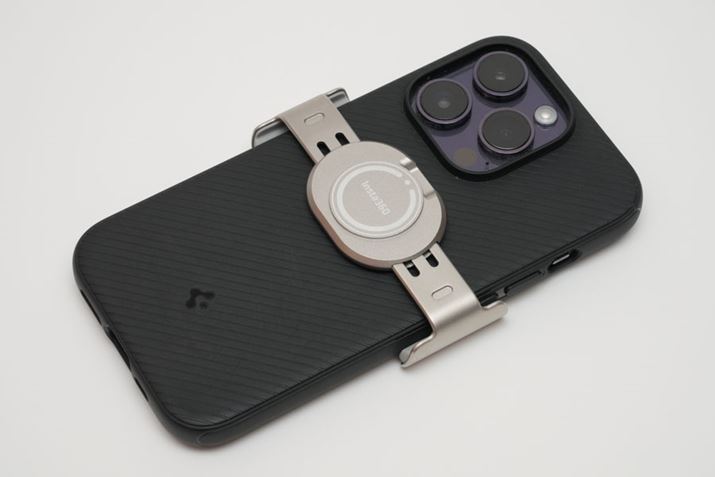 CX}[gtHNvuiPhone 14 ProvɑBP[X𑕒܂܂łt܂