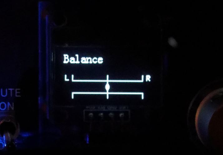 tgplEɔzuꂽ{[muvbVāuoX߃[hvɓL/RoX̒߂ł܂