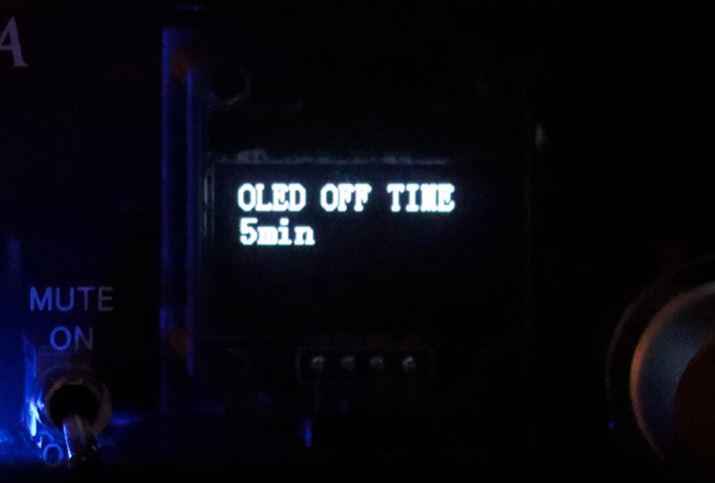 {[muvbV邱ƂŁAuInputvuOLED䃂[hvɃgOŐ؂ւ܂BuOLED䃂[hṽftHǵu5ŏv