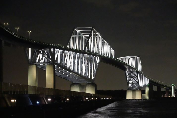 u7 IVvISO51200ŖiBe܂7 IVAFE 24-105mm F4 G OSSA24mmAISO51200AF5.6A1/80bAzCgoXFI[gANGCeBubNFSTBeʐ^i7008×4672A27.3MBj