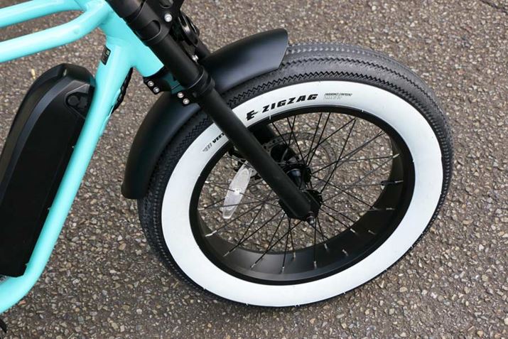 ^C20×4C`Vee TireuZig-Zagv