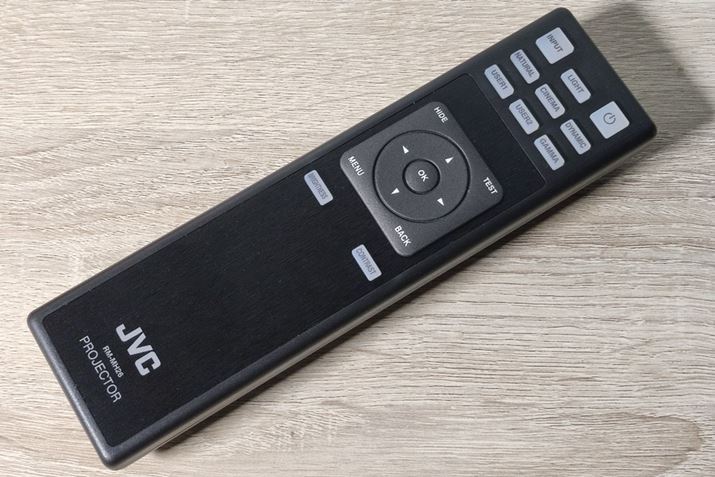 uLX-NZ30v̕tRBP̃vWFN^[Ȃ̂ŁAzMT[rXñ{^Ȃǂ͈ؗpӂĂȂ