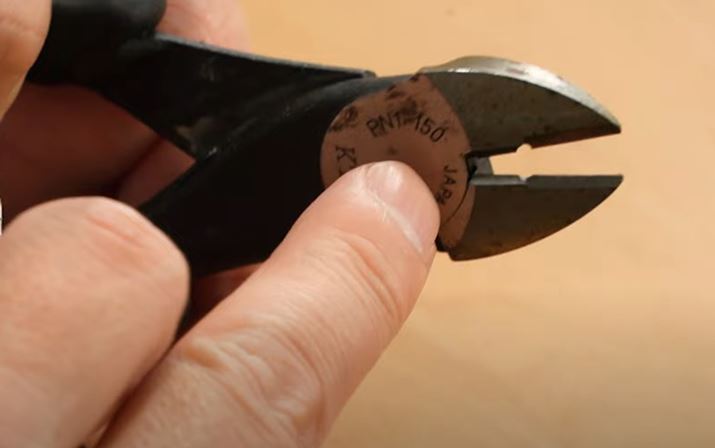 AHg@Љ܂BɌ̊Jjbp[ĂȂ΁AXs[J[P[ugނhƂ͂ƊȒPł