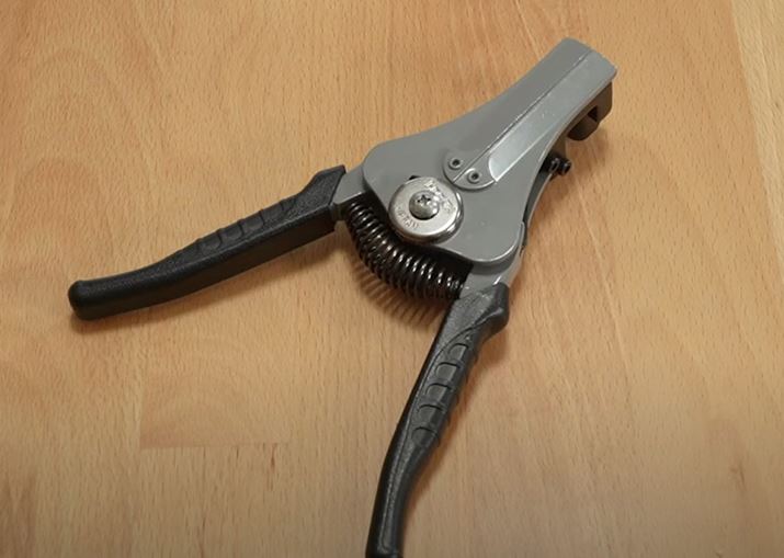 ɁAЂƂ̕@Љ܂B΂ȒPȕ@́AC[iP[ujXgbp[ƂP[ugނh߂̐pHgƂłBȂ݂̂ȂHƎv܂A2,000`3,000~xōwł܂