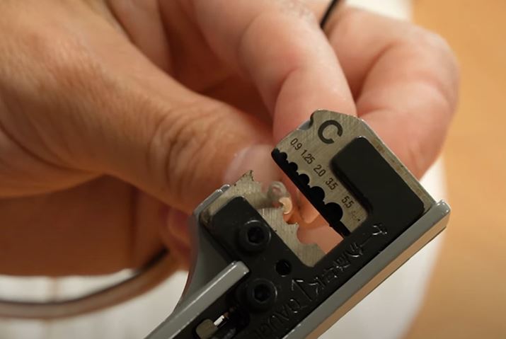 C[Xgbp[ɂ̓P[ȗɍ킹̃KChpӂĂ܂BgP[uɍ킹ČIсAł2{Ɂg􂢂hԂ̃P[uZbg܂