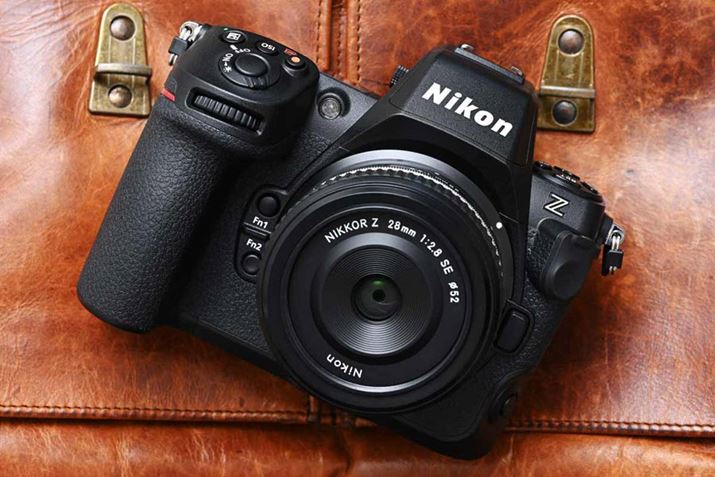 uZ 9v̋@\قڂׂČpA^EyʉuZ 8v