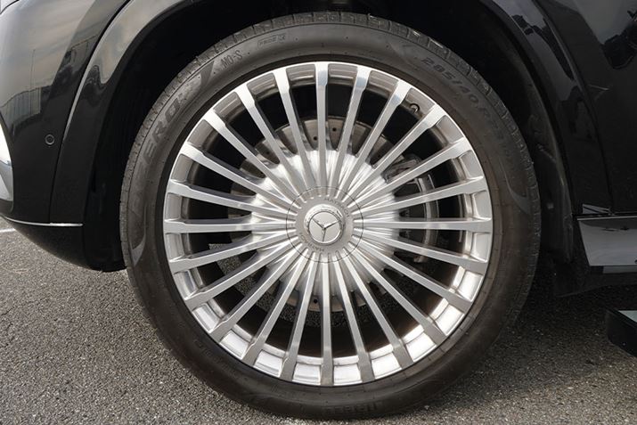 ^CTCÝAO285/40R23A325/35R23