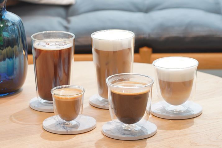 R[q[gĂj[ɂĖς̂ŁA낢ȃj[ݔׂȂ܂BɁAR[q[̎ނς΁AƊy݂L肻