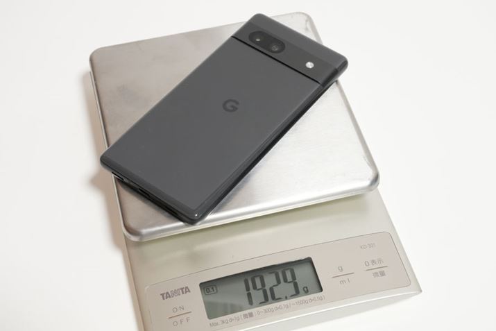 uPixel 7av̎dʂ192.9ginanoSIMJ[h܂ށjBȂ݂ɃJ^Olł́uPixel 7av193.5gAuPixel 6av178g15.5gĂ܂