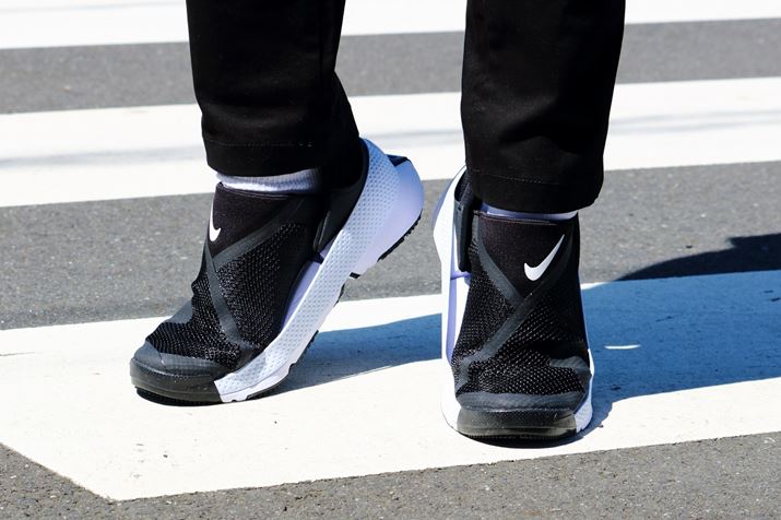 gDڒnԂŃq[グƁA\[jbgƃ\bNCi[C\[̊ԂɎ኱Ԃ܂Ă邱Ƃ킩B܂V[ỸtHIɍ킹{gX͕s₾A܂ׂ̂ʐ^炢̑܂łɗ߂̂