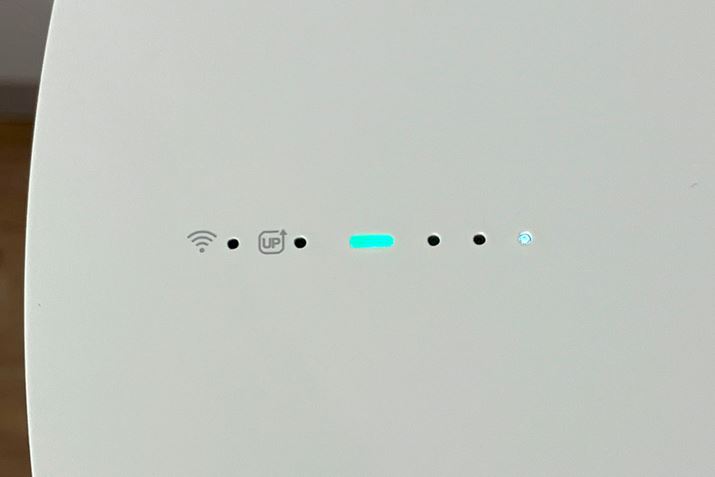 e[u̓fUCdāAʂC̃CWP[^[Ȃǂ̃fBXvC\͍ŏɗ}Ă܂B