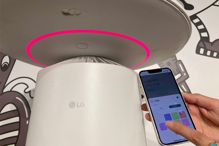 [hCg̃J[́AzCgAu[AO[AbhAp[vAXJCACG[AsN8FIԂƂłA{^X}zŃI/Itł܂