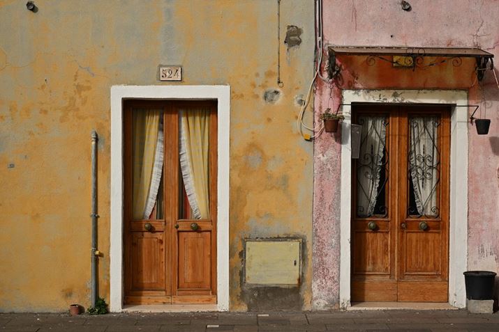 F5܂ōi荞łĂȉƂBeBʎӂ܂łƉ𑜂ĂBǂׂ̍ȉʂhA̎܂ŕ\łĂZ 9ANIKKOR Z 85mm f/1.2 SAF5A1/1000bAISO64AWBFܓVAsN`[Rg[FX^_[hAANeBuD-CeBOFWABlbgRg[FȂA䂪ݕ␳FAܕ␳FAxmCYጸFWAJPEGiTviŎBejBeʐ^i8256×5504A36.1MBj