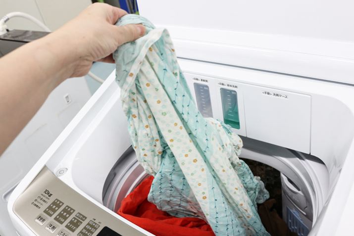 IATVco߁Aق̈ߗނɈςグĂ݂ƂXbƎo܂Bߗނ̗܂}ȂĂƂ̂ƂłǍʂ͂肻ł